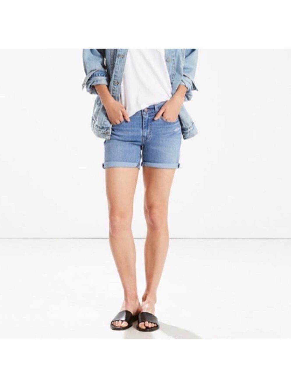 Levi's Mid-Length Women's Shorts Denim Jean Shorts Medium Wash Size 26